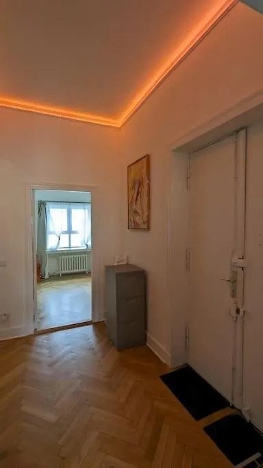 Modern Meets Classic - Near Volkspark Schoeneberg Apartment Berlin