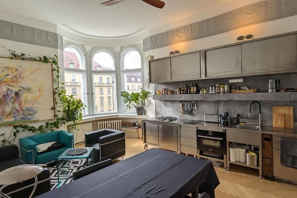 Modern Meets Classic - Near Volkspark Schoeneberg Apartment Berlin